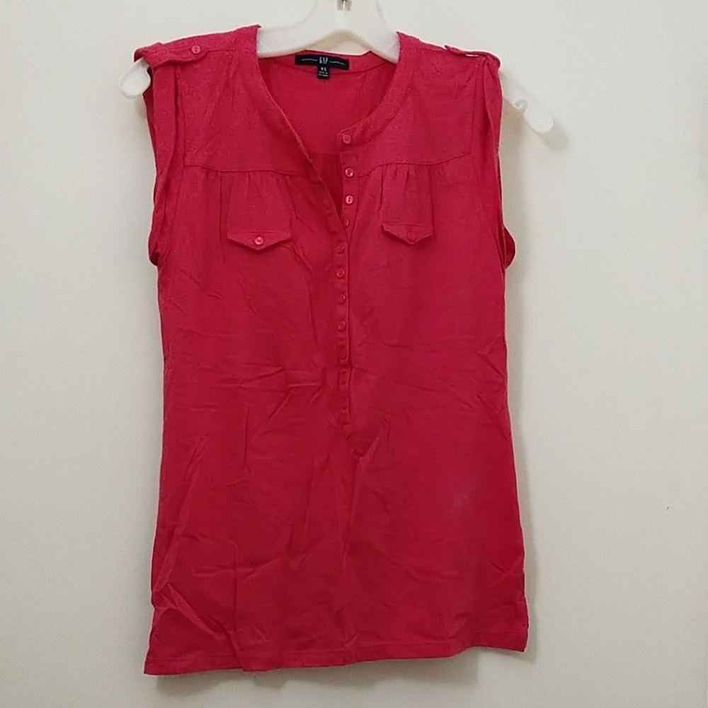 Red sleeveless top